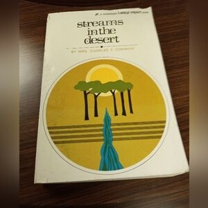 Streams in the Desert by Mrs. Charles E. Cowman Christian Devotional Large Print